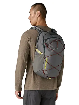 PATAGONIA | Zaino da giorno Refugio 30L | grau